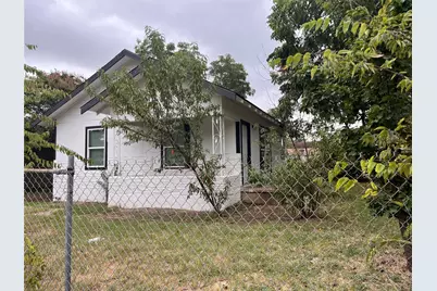 1466 E Myrtle Street, Fort Worth, TX 76104 - Photo 19