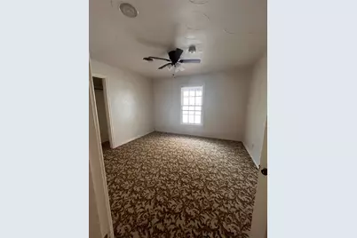 1104 E Robert Street, Fort Worth, TX 76104 - Photo 5