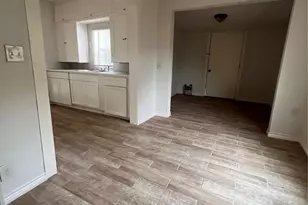 2928 Bomar Ave, Fort Worth, TX 76103 - Photo 7