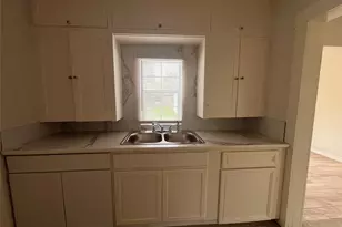 2928 Bomar Ave, Fort Worth, TX 76103 - Photo 3