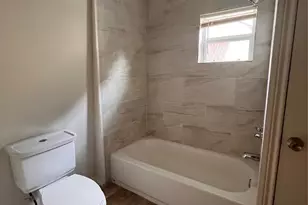 2928 Bomar Ave, Fort Worth, TX 76103 - Photo 11