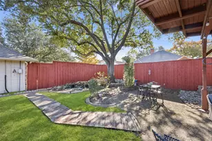 2918 Grand Oak Dr, Garland, TX 75044 - Photo 25