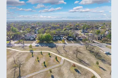 2005 1st Street, Brownwood, TX 76801 - Photo 31