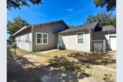 220 W Wardville Street, Cleburne, TX 76033 - Photo 35