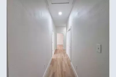 220 W Wardville Street, Cleburne, TX 76033 - Photo 25