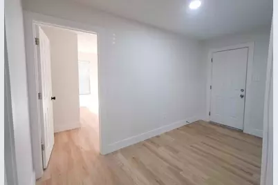 220 W Wardville Street, Cleburne, TX 76033 - Photo 21