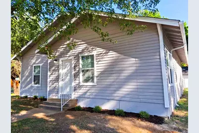 220 W Wardville Street, Cleburne, TX 76033 - Photo 31