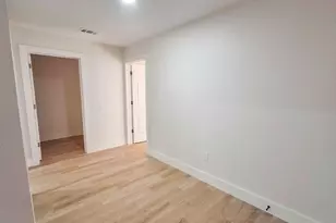 220 W Wardville St, Cleburne, TX 76033 - Photo 27