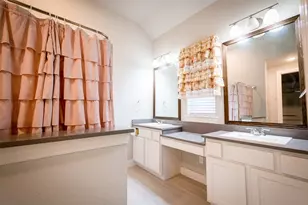 1121 Bridle Path Dr, Aubrey, TX 76227 - Photo 13