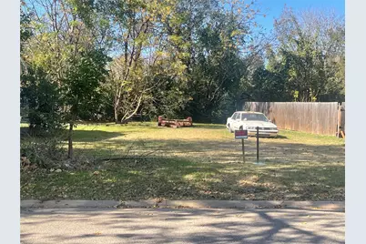 114 & 116 Flowers Street, Waxahachie, TX 75165 - Photo 3