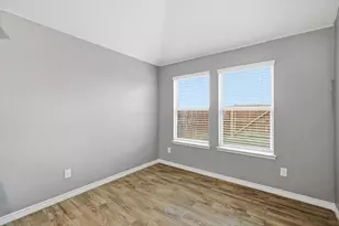 445 Pollyann Trl, Fort Worth, TX 76052 - Photo 11