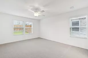 2728 Pecan Pk Dr, Denton, TX 76208 - Photo 11