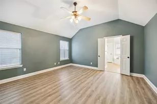 100 Lorient Dr, Mansfield, TX 76063 - Photo 17