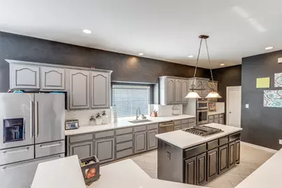 610 Creek View Drive, Prosper, TX 75078 - Photo 9