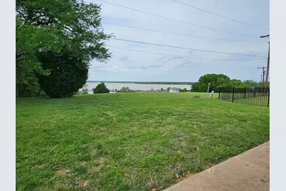 3921 Whiterock Trail, Garland, TX 75043 - Photo 11