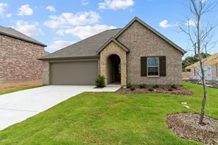 533 Hickory Rdg Dr, Van Alstyne, TX 75495 - Photo 1
