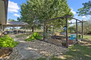 62 Sanders Rd, Whitesboro, TX 76273 - Photo 27