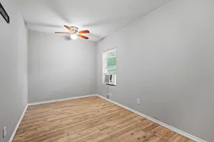 701 W Hull St, Denison, TX 75020 - Photo 15