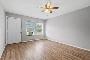 701 W Hull St, Denison, TX 75020 - Photo 5