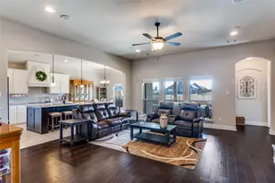 3802 Arbor Grv Trl, Midlothian, TX 76065 - Photo 3