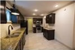 4917 Calmont Ave, Fort Worth, TX 76107 - Photo 9