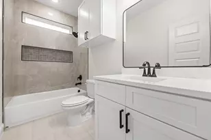 1505 Up the Grove St, Greenville, TX 75401 - Photo 9