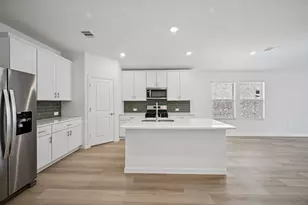 705 London Town Ln, Princeton, TX 75071 - Photo 3