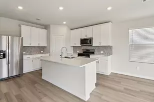 703 London Town Ln, Princeton, TX 75071 - Photo 3