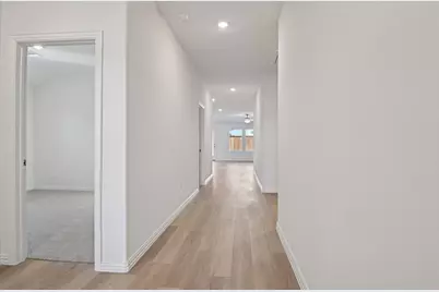 700 London Town Lane, Princeton, TX 75071 - Photo 9