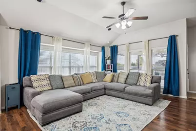 705 Bayshore Drive, Mansfield, TX 76063 - Photo 9