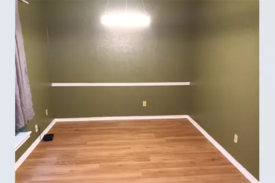 1113 Janell Drive, Irving, TX 75062 - Photo 9