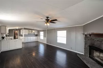 9959 Fm 2071 #Trailer B, Valley View, TX 76272 - Photo 11