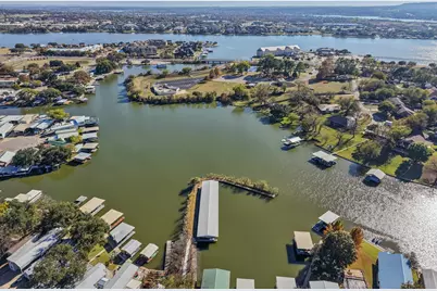 506 Brazos Harbor Drive, Granbury, TX 76048 - Photo 19