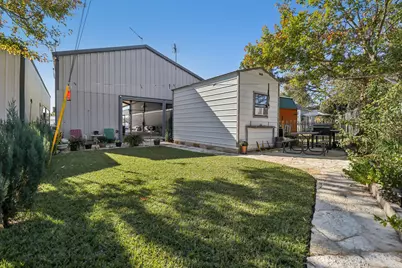 506 Brazos Harbor Drive, Granbury, TX 76048 - Photo 13