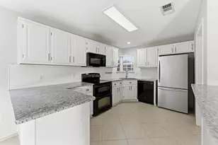 2060 Heather Glen Dr, Lewisville, TX 75067 - Photo 11