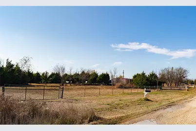 528 County Road 3824 Road, Wills Point, TX 75160 - Photo 9