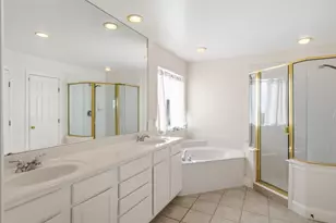 2824 Greenway Dr, Burleson, TX 76028 - Photo 13