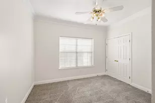 2824 Greenway Dr, Burleson, TX 76028 - Photo 9