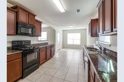 219 Magnolia Drive, Princeton, TX 75407 - Photo 3