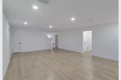 2924 Volturno Drive, Grand Prairie, TX 75052 - Photo 5