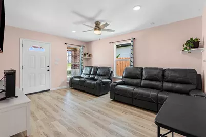 104 S Wall Street, Itasca, TX 76055 - Photo 3