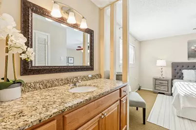 2001 Via Sevilla, Carrollton, TX 75006 - Photo 27