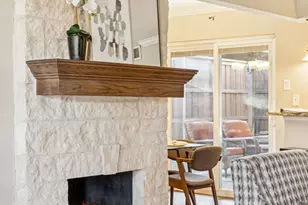 2001 Via Sevilla, Carrollton, TX 75006 - Photo 7