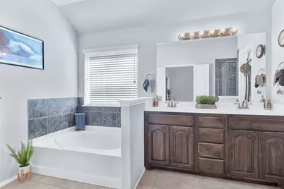 11800 Bexley Drive, Burleson, TX 76028 - Photo 11