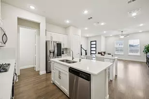 12986 Jk Ojha St, Farmers Branch, TX 75234 - Photo 11