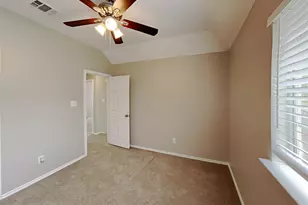 1477 Apenzell Ln, Lewisville, TX 75067 - Photo 3