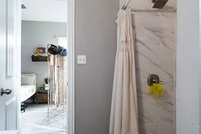 3758 Wayside Avenue, Fort Worth, TX 76110 - Photo 29