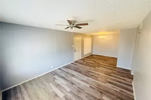 60 W Washington St, Paris, TX 75460 - Photo 7