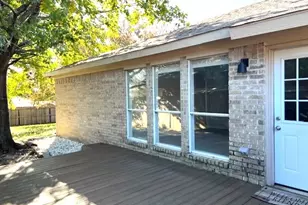 7328 Summerset Dr, Benbrook, TX 76126 - Photo 31