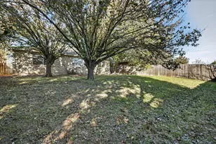 7328 Summerset Dr, Benbrook, TX 76126 - Photo 33